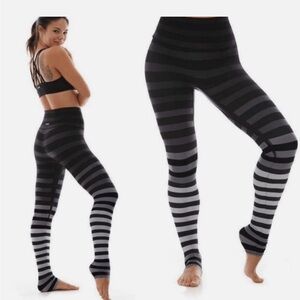 K-DEER Signature Stripe Legging Black and Grey 20” Inseam Size S